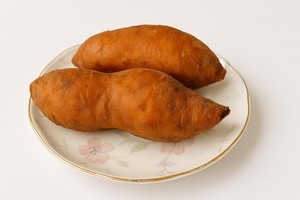 日常晚餐：兩條地瓜